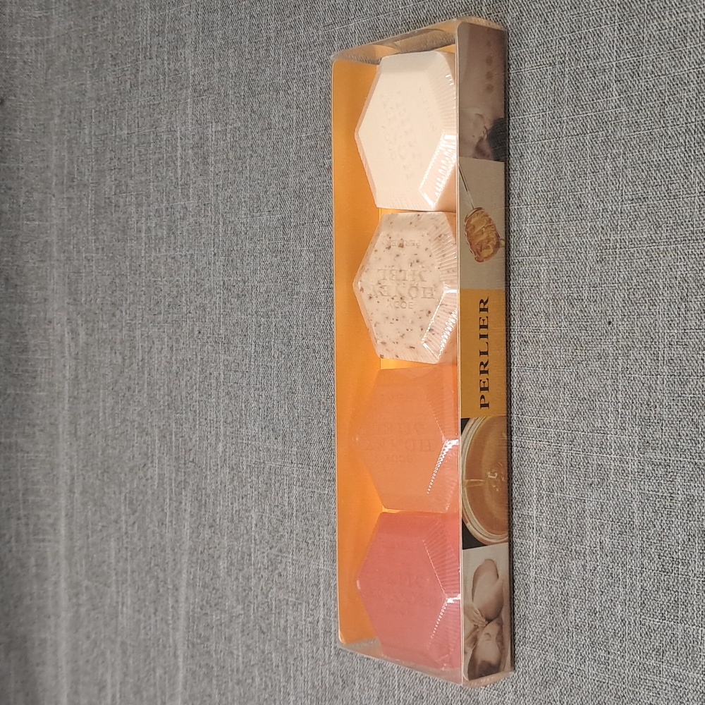 New Sealed Perlier Body Honey Miel Soap Set